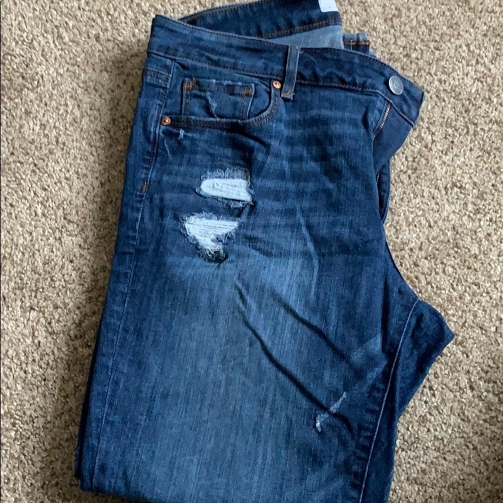 Loft distressed skinny jeans curvy